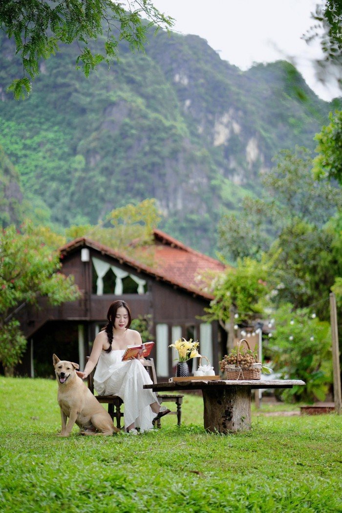 20-1776669447-kham-pha-3-diem-du-lich-gan-ha-noi-ngay-le-dip-304-15-it-ai-biet-gan-gui-thien-nhien-yen-tinh