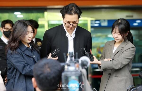 21-1776742071-ngoi-sao-kpop-bi-de-nghi-18-thang-tu-thua-nhan-vi-pham-luat-nghia-vu-quan-su