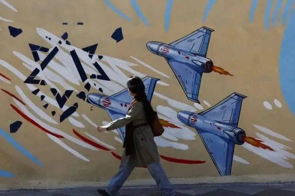 22-1776825908-bi-an-dang-sau-quyet-dinh-gia-han-ngung-ban-voi-iran-cua-tong-thong-trump