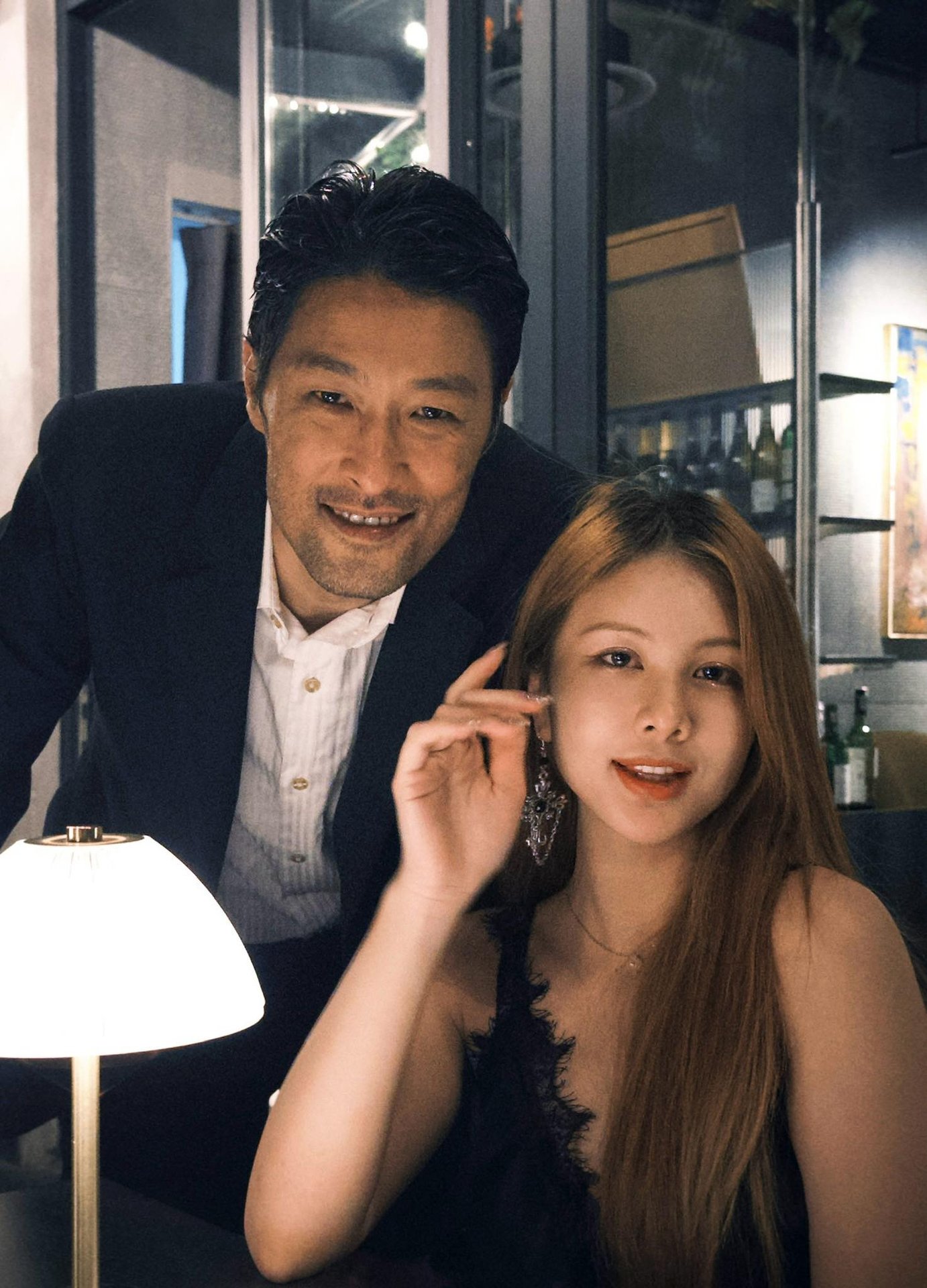 23-1776916845-danh-tinh-tinh-tin-don-kem-24-tuoi-cua-johnny-tri-nguyen-la-nu-than-piano-tung-khien-bao-trung-tram-tro