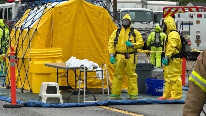 23-1776917359-tham-kich-ro-ri-khi-doc-tai-nha-may-tai-che-bac-my-2-nguoi-tu-vong-hang-chuc-nguoi-nhap-vien