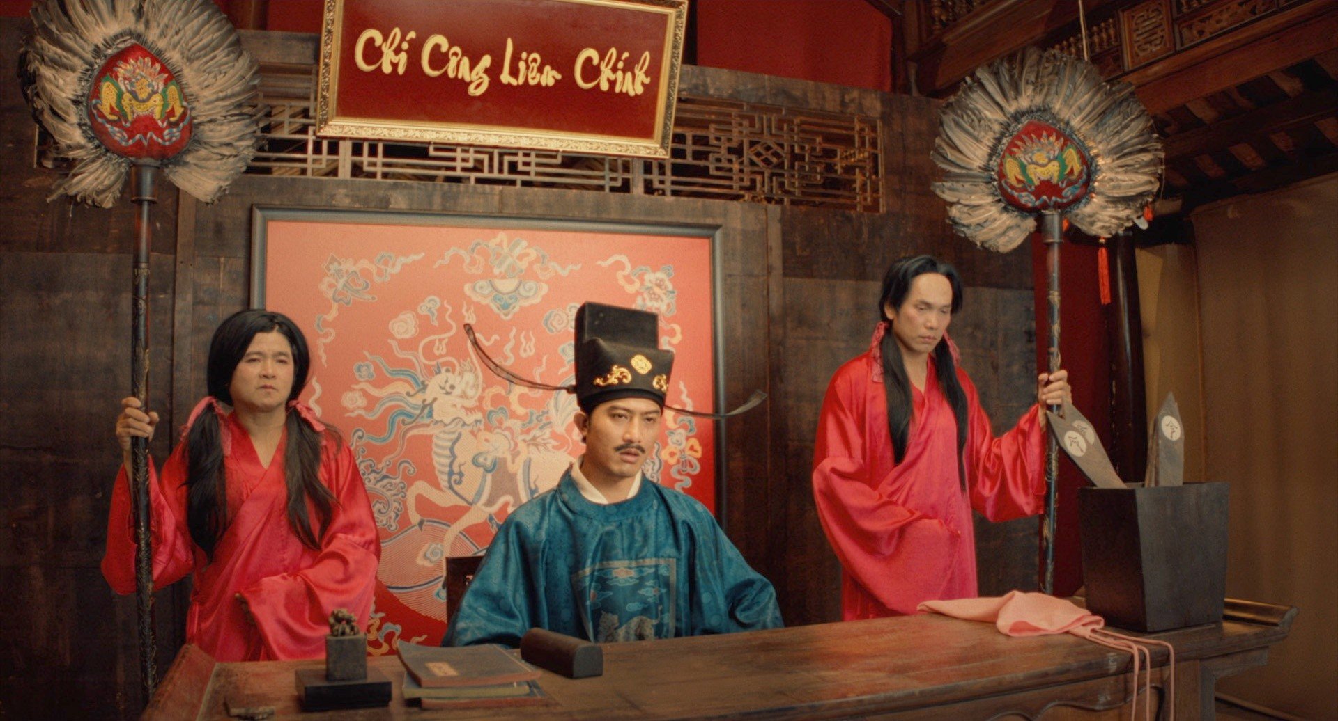 23-1776930374-duong-dua-phim-viet-dip-le-304-cuoc-canh-tranh-chua-tung-co-kinh-di-chiem-uu-the