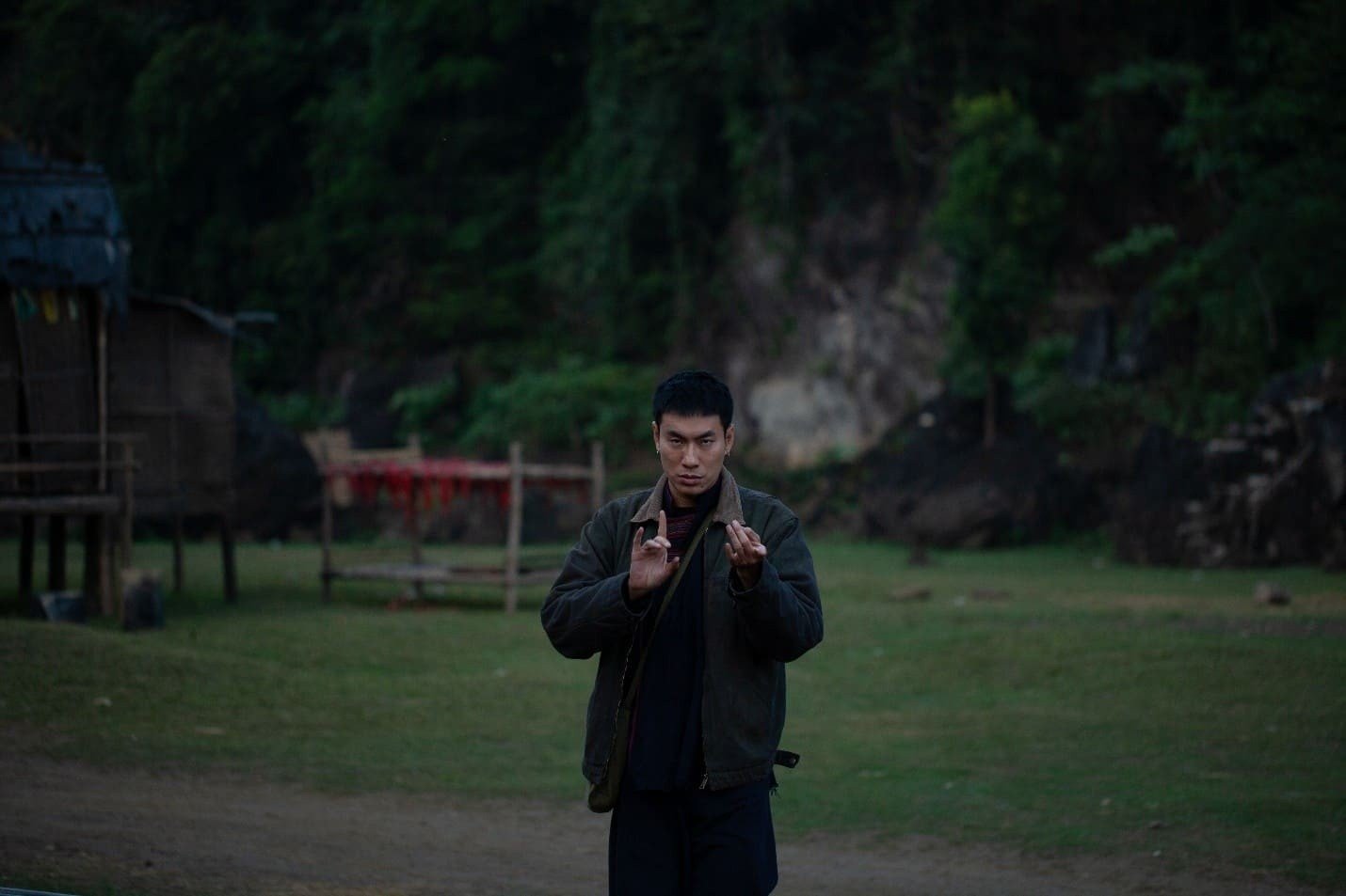 23-1776930374-duong-dua-phim-viet-dip-le-304-cuoc-canh-tranh-chua-tung-co-kinh-di-chiem-uu-the