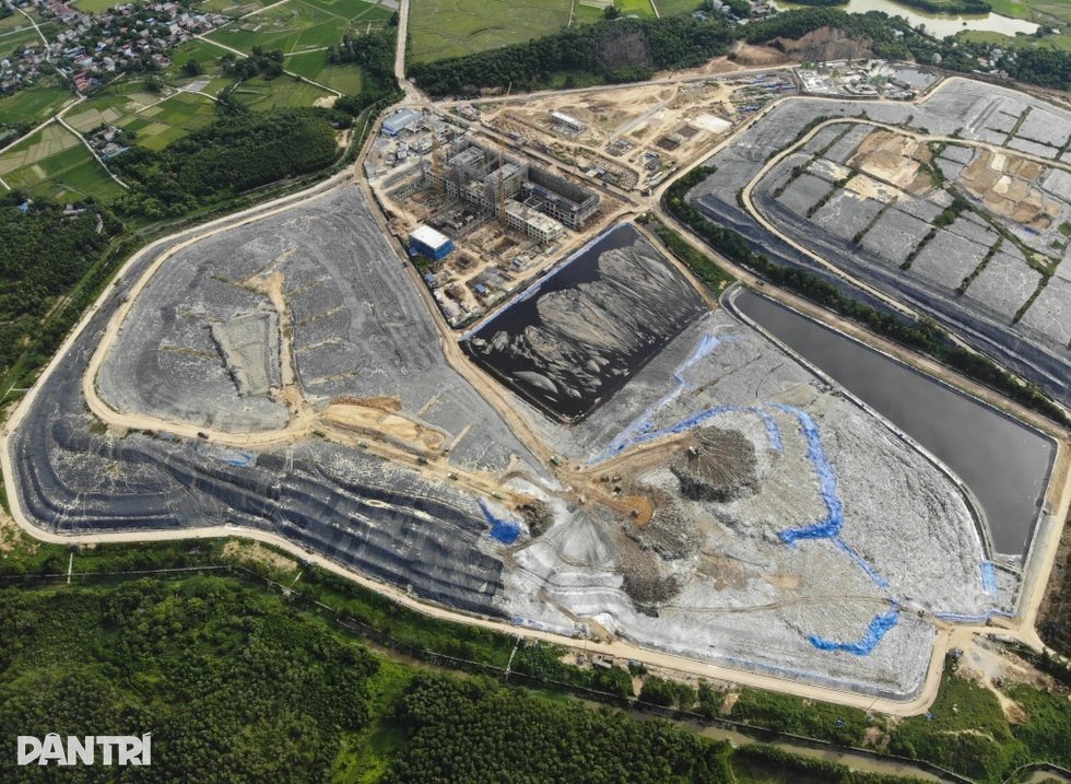 23-1776933009-dien-rac-viet-nam-nghich-ly-doi-nguyen-lieu-giua-con-sot-dau-tu