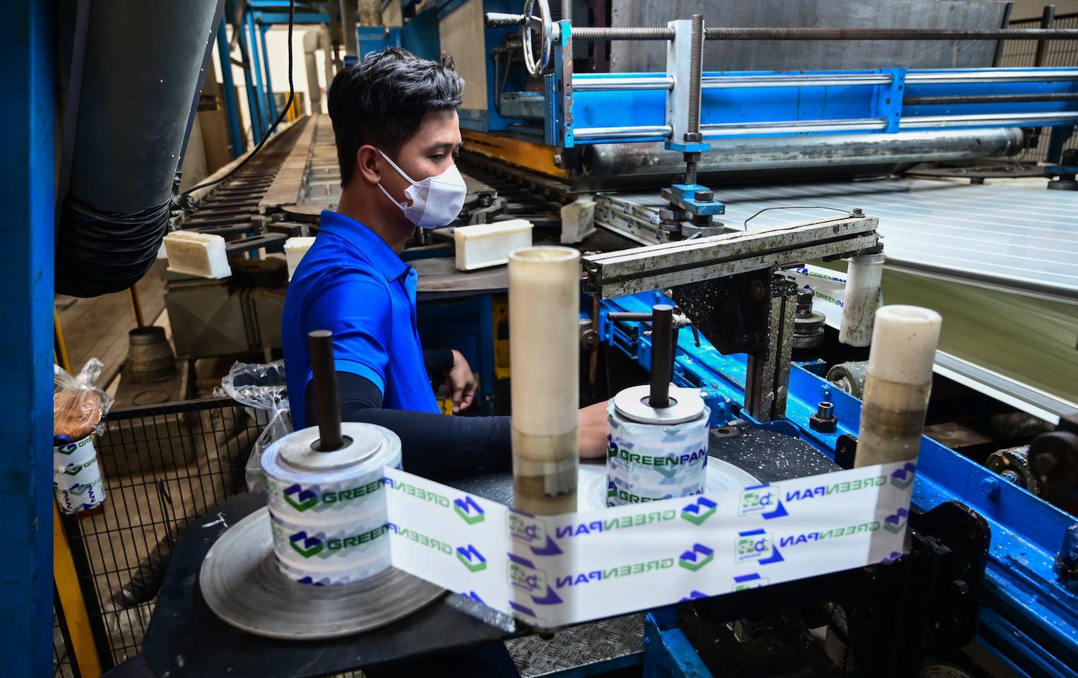 24-1777004114-gia-dien-gio-cao-diem-buoi-toi-tang-manh-co-the-len-toi-5422-dongkwh