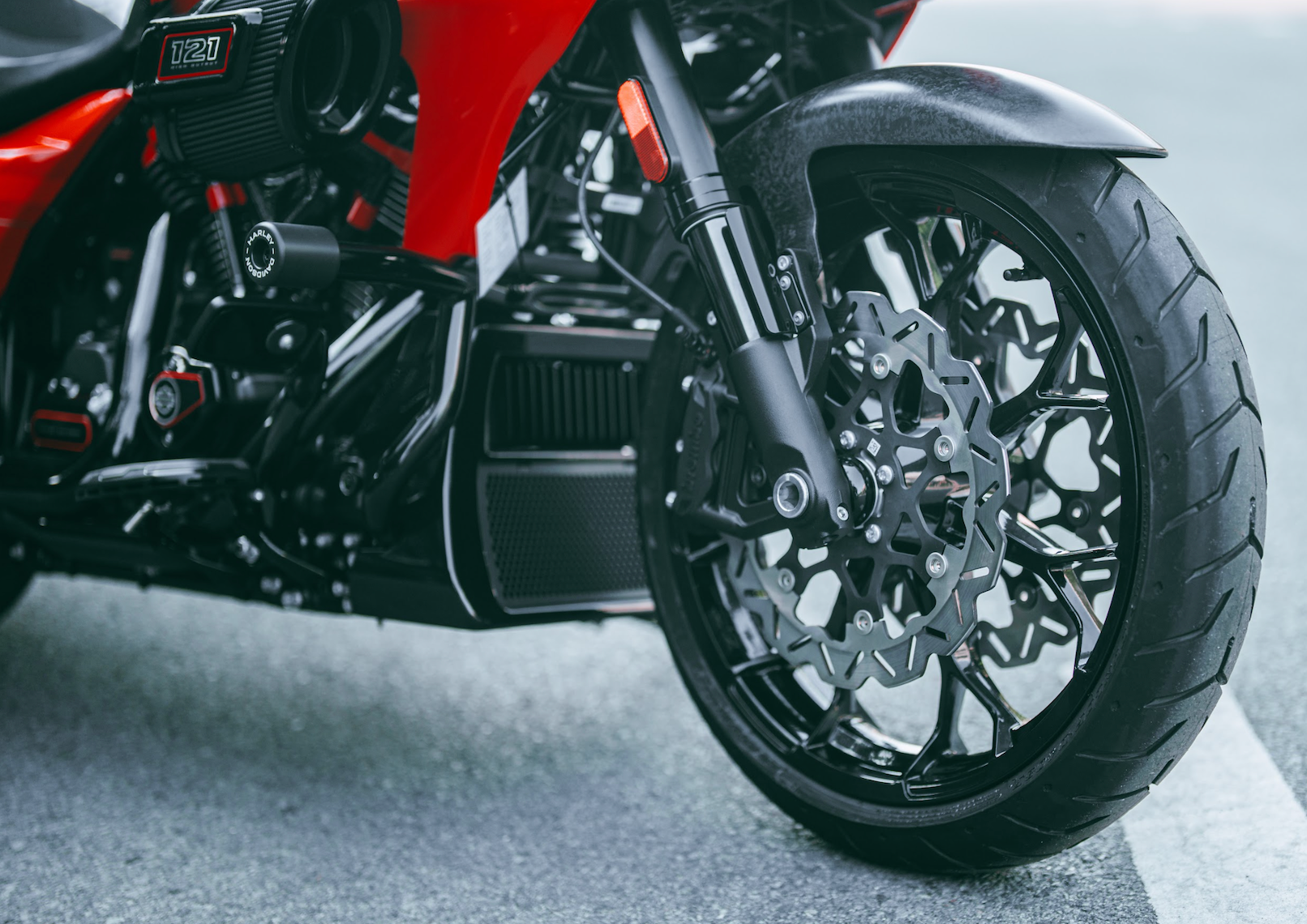 24-1777005007-sieu-mo-to-harley-davidson-gia-244-ty-dong-cap-ben-ha-noi-doc-nhat-tai-viet-nam