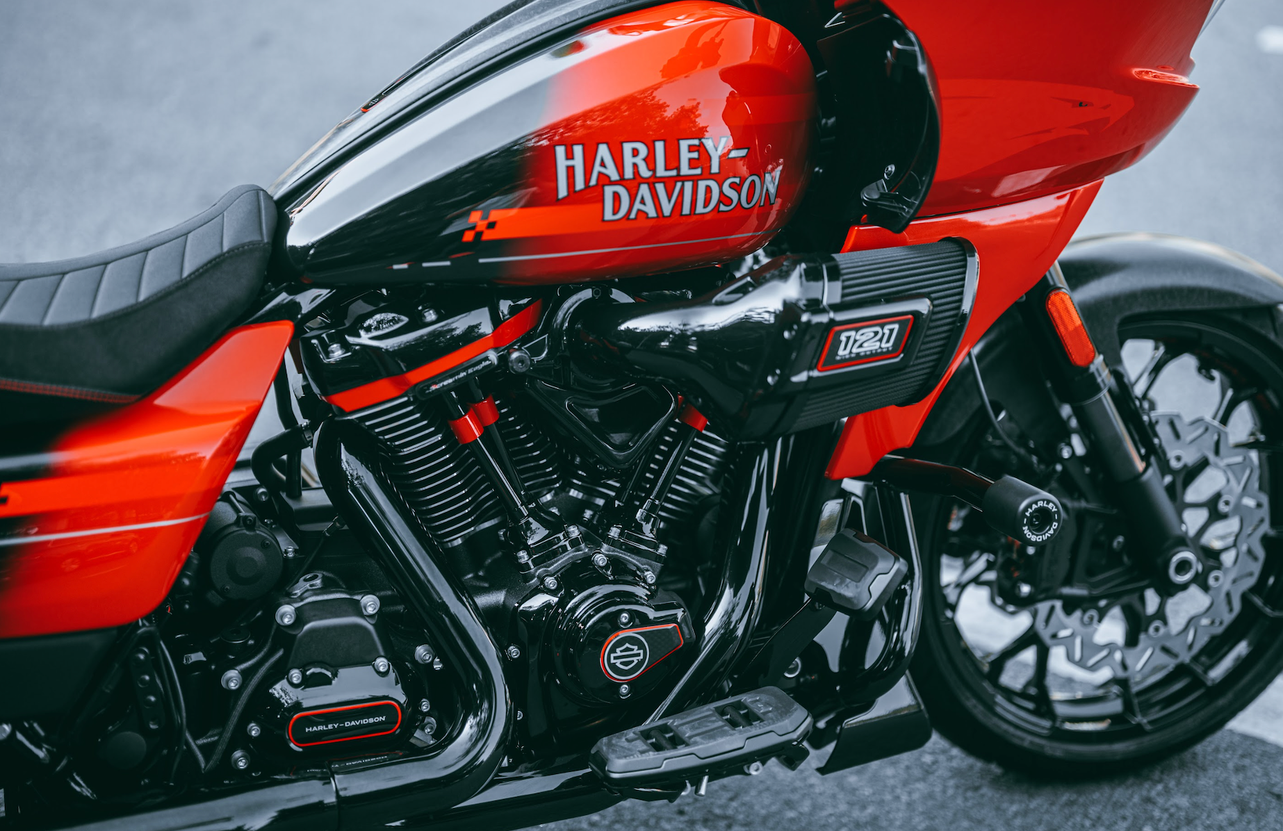 24-1777005007-sieu-mo-to-harley-davidson-gia-244-ty-dong-cap-ben-ha-noi-doc-nhat-tai-viet-nam