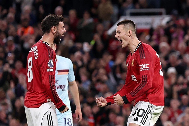 28-1777332564-mu-thang-nghet-tho-brentford-mo-toang-canh-cua-tro-lai-champions-league