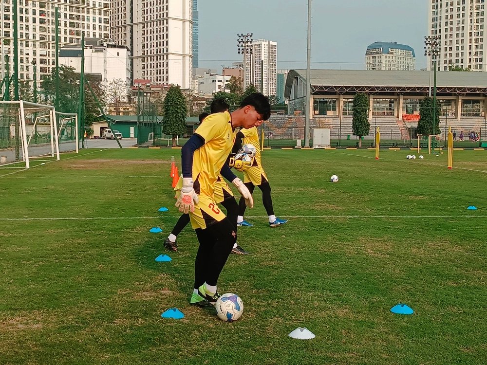 28-1777374865-u19-viet-nam-cong-bo-danh-sach-41-cau-thu-hai-viet-kieu-tay-ban-nha-va-nhat-ban-gop-mat