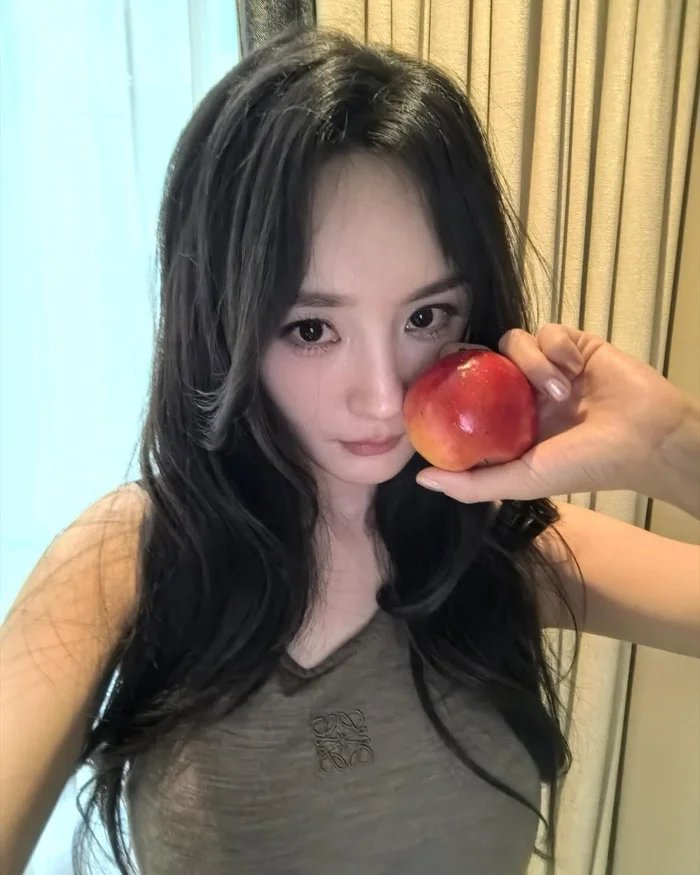 29-1777427910-duong-mich-gay-lo-lang-voi-hinh-anh-bong-vung-mat-do-su-co-hy-huu