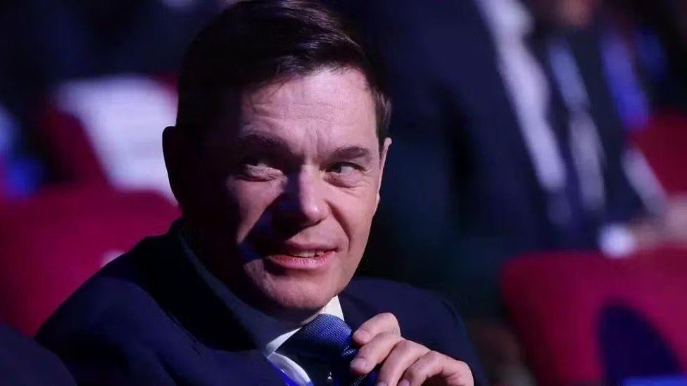 29-1777448211-sieu-du-thuyen-cua-ty-phu-nga-vuot-eo-hormuz-vi-sao-khong-vap-lenh-phong-toa