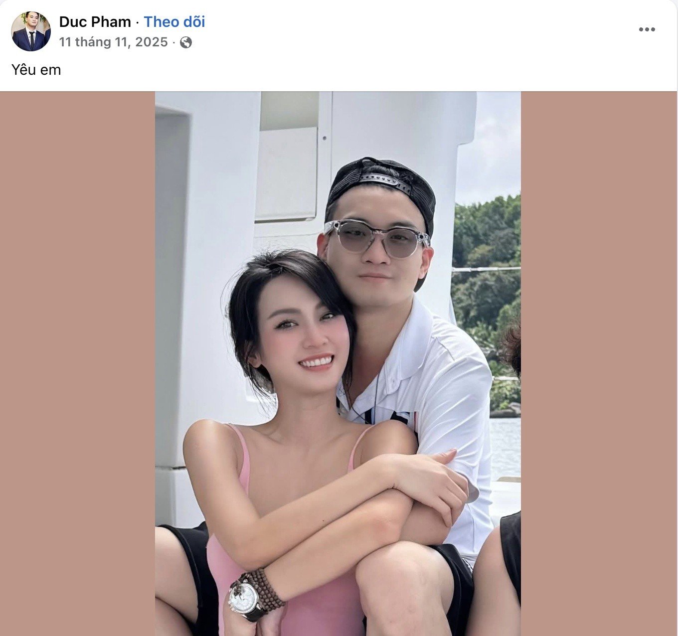 30-1777512917-a-hau-vu-thuy-quynh-va-thieu-gia-duc-pham-duong-ai-nay-di