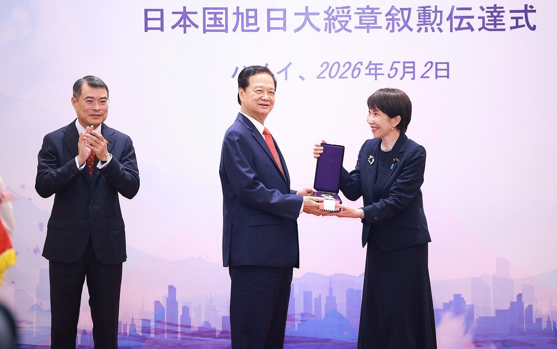 Nhật Bản trao tặng Huân chương Mặt trời mọc cho nguyên lãnh đạo Đảng, Nhà nước Việt Nam - Ảnh 4.