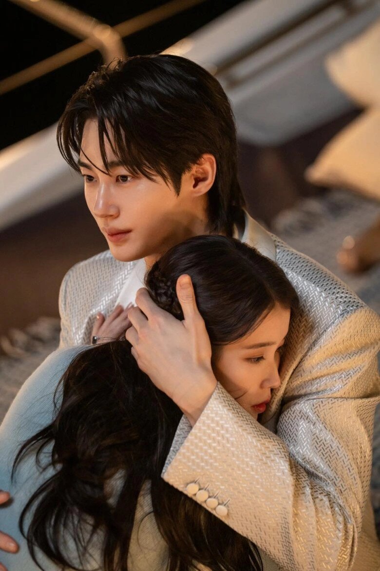 03-1777796054-perfect-crown-bung-no-rating-ky-luc-bat-chap-lan-song-chi-trich-bop-meo-lich-su