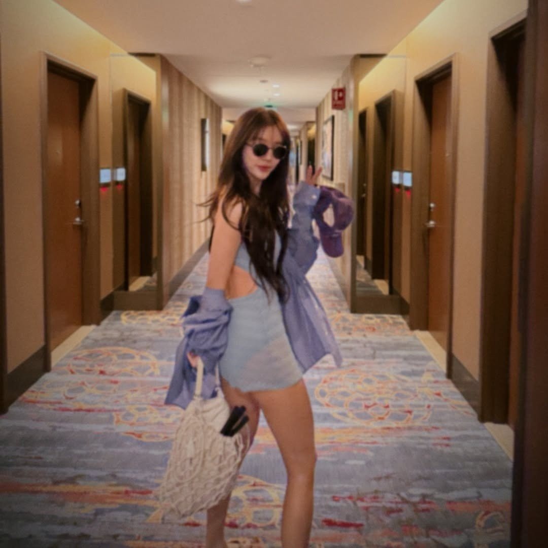 04-1777865949-nhan-sac-kho-tin-cua-thai-tu-phi-yoon-eun-hye-sau-20-nam-dong-hoang-cung