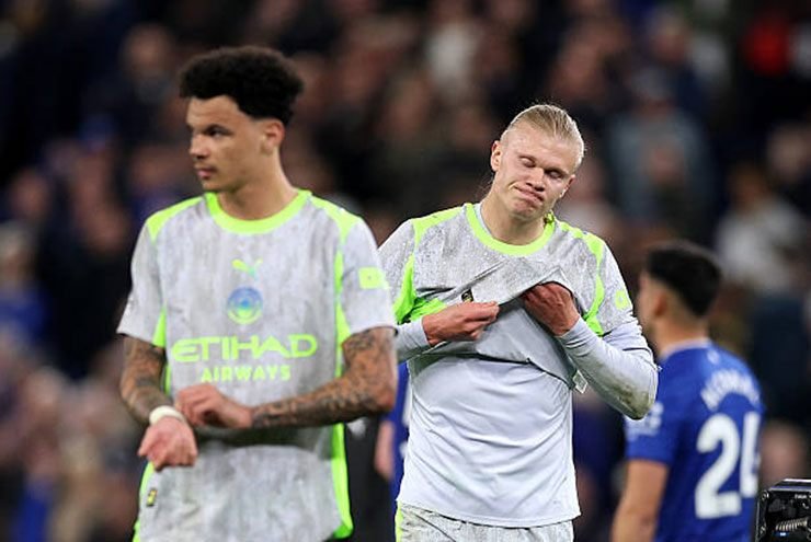 05-1777936483-man-city-say-chan-tai-goodison-park-arsenal-cham-mot-tay-vao-chuc-vo-dich-ngoai-hang-anh