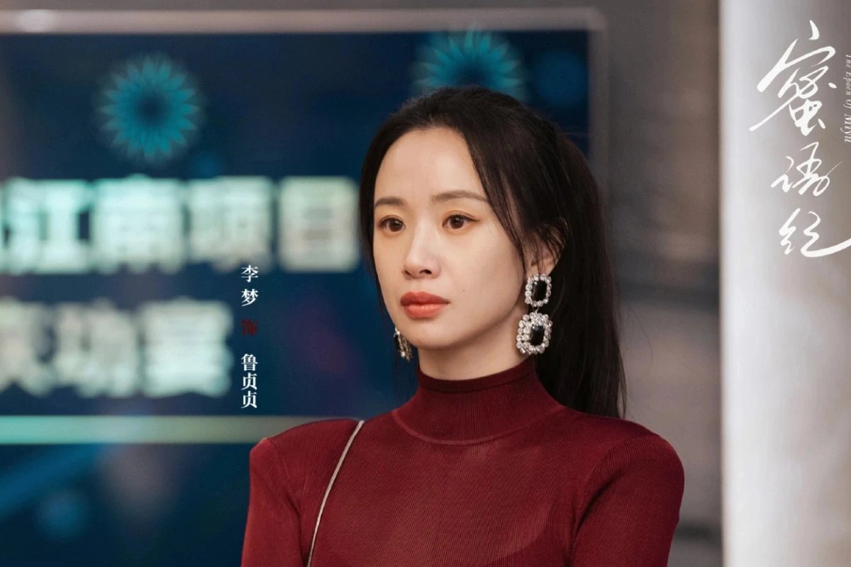 06-1778028458-nghich-ly-my-nhan-van-nguoi-me-bi-999-dan-ong-choi-tu-dut-tinh-voi-sep-lon-ferrari-va-cai-ket-vien-man
