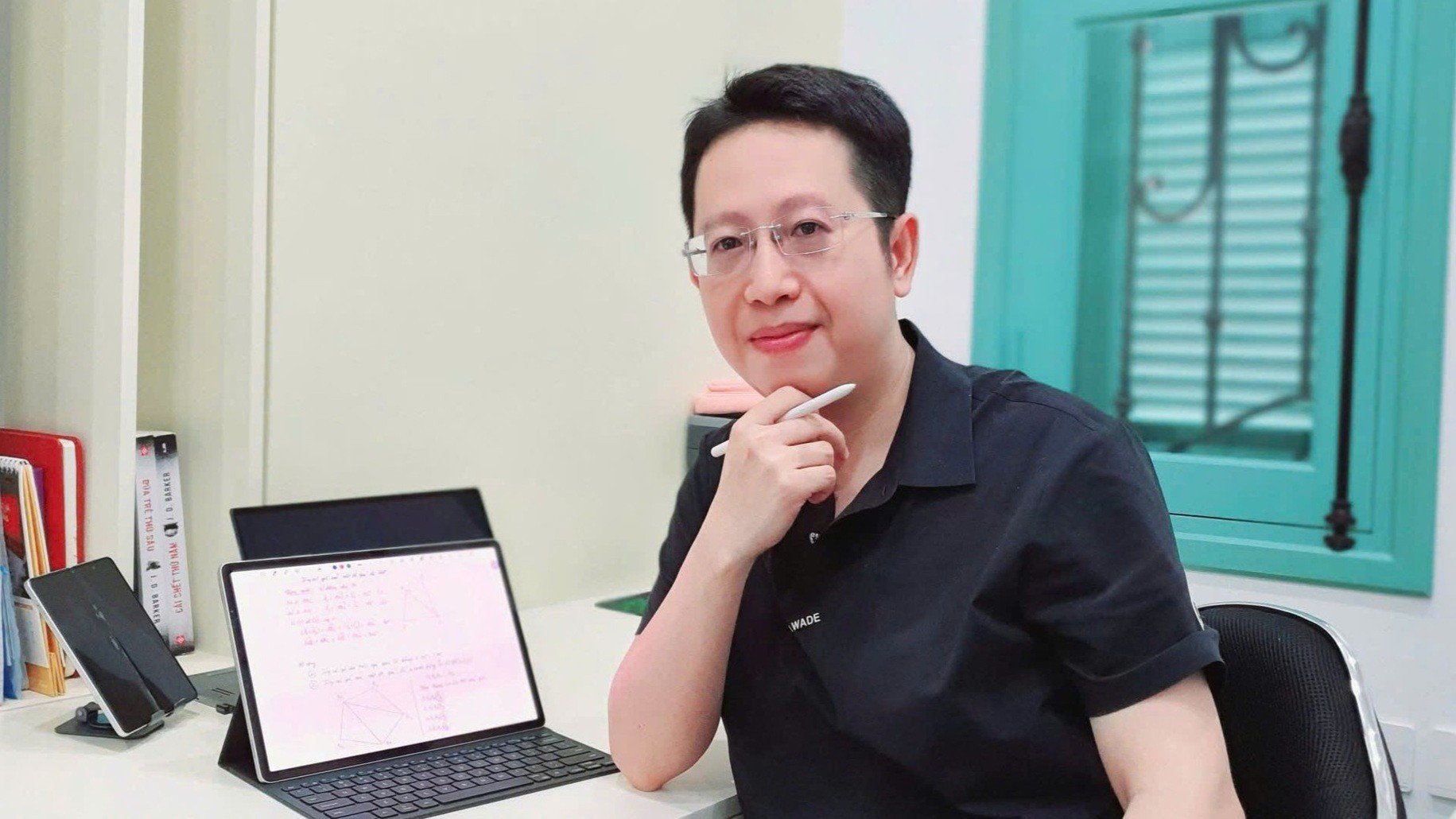 07-1778128682-cuu-thu-khoa-nguyen-huu-viet-khue-chia-se-bi-quyet-chinh-phuc-ky-thi-tot-nghiep-thpt
