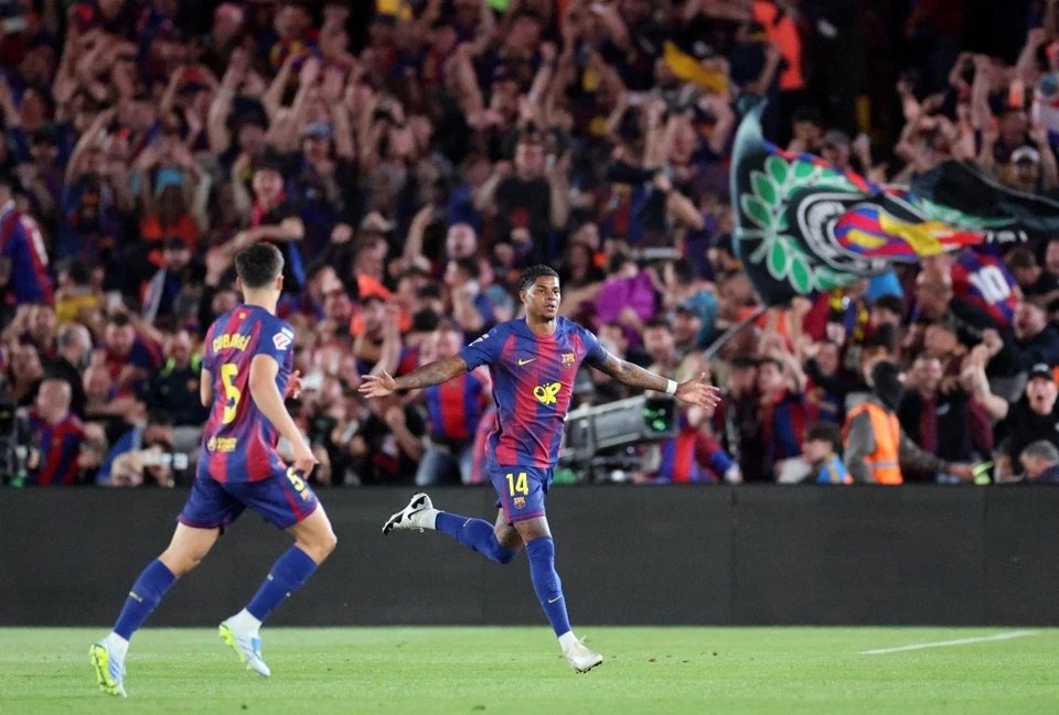 11-1778455297-barcelona-ha-real-madrid-de-dang-quang-la-liga-day-thuyet-phuc
