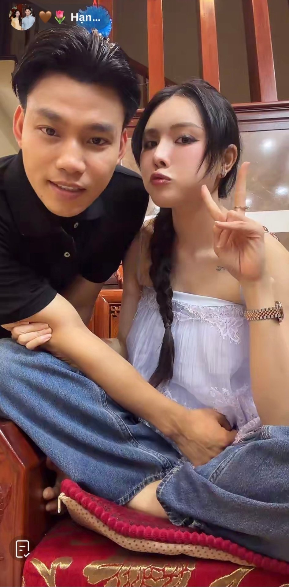 13-1778638284-vo-cau-thu-van-thanh-len-tieng-ve-dien-mao-gay-tranh-cai-va-tin-don-mang-thai-trong-ngay-cuoi