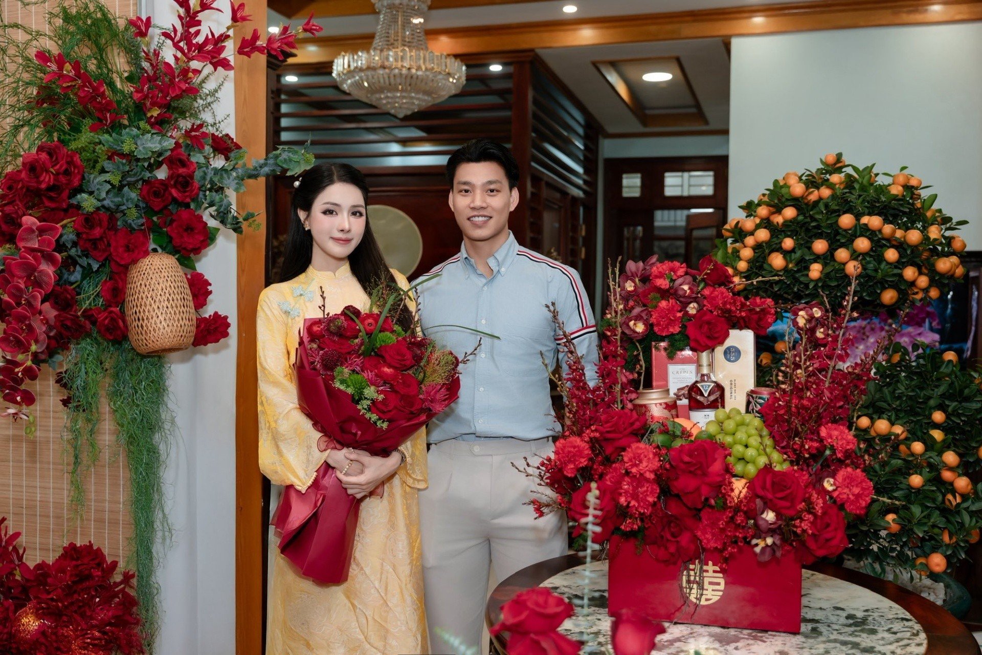 13-1778638284-vo-cau-thu-van-thanh-len-tieng-ve-dien-mao-gay-tranh-cai-va-tin-don-mang-thai-trong-ngay-cuoi