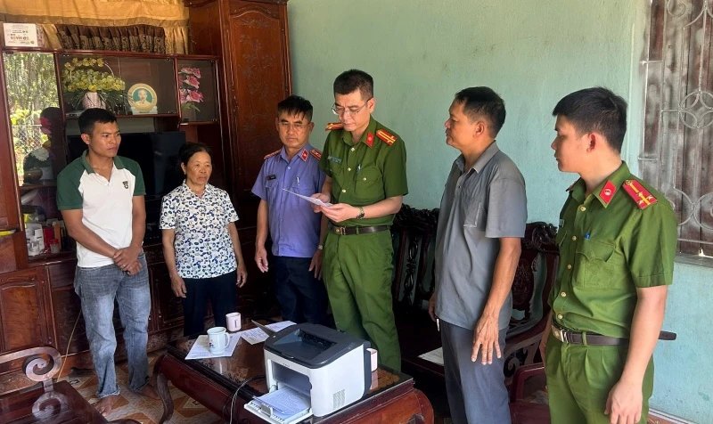 15-1778807591-thanh-hoa-khoi-to-nhom-doi-tuong-buon-ban-thit-lon-nhiem-dich-ta-chau-phi