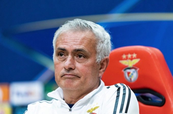 15-1778815678-truyen-thong-bo-dao-nha-mourinho-da-chot-hop-dong-voi-real-madrid-tuan-sau-se-ra-mat