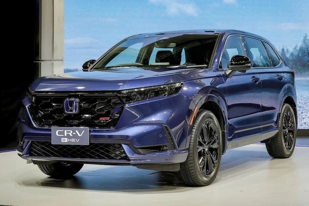 18-1779071502-mazda-cx-5-tro-lai-ngoi-vuong-phan-khuc-xe-gam-cao-co-trung-xao-tron-manh