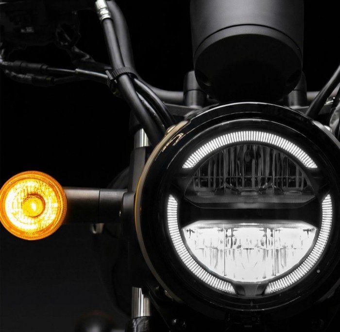 Suzuki-GN-160-1