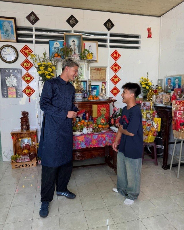 huyền 4s