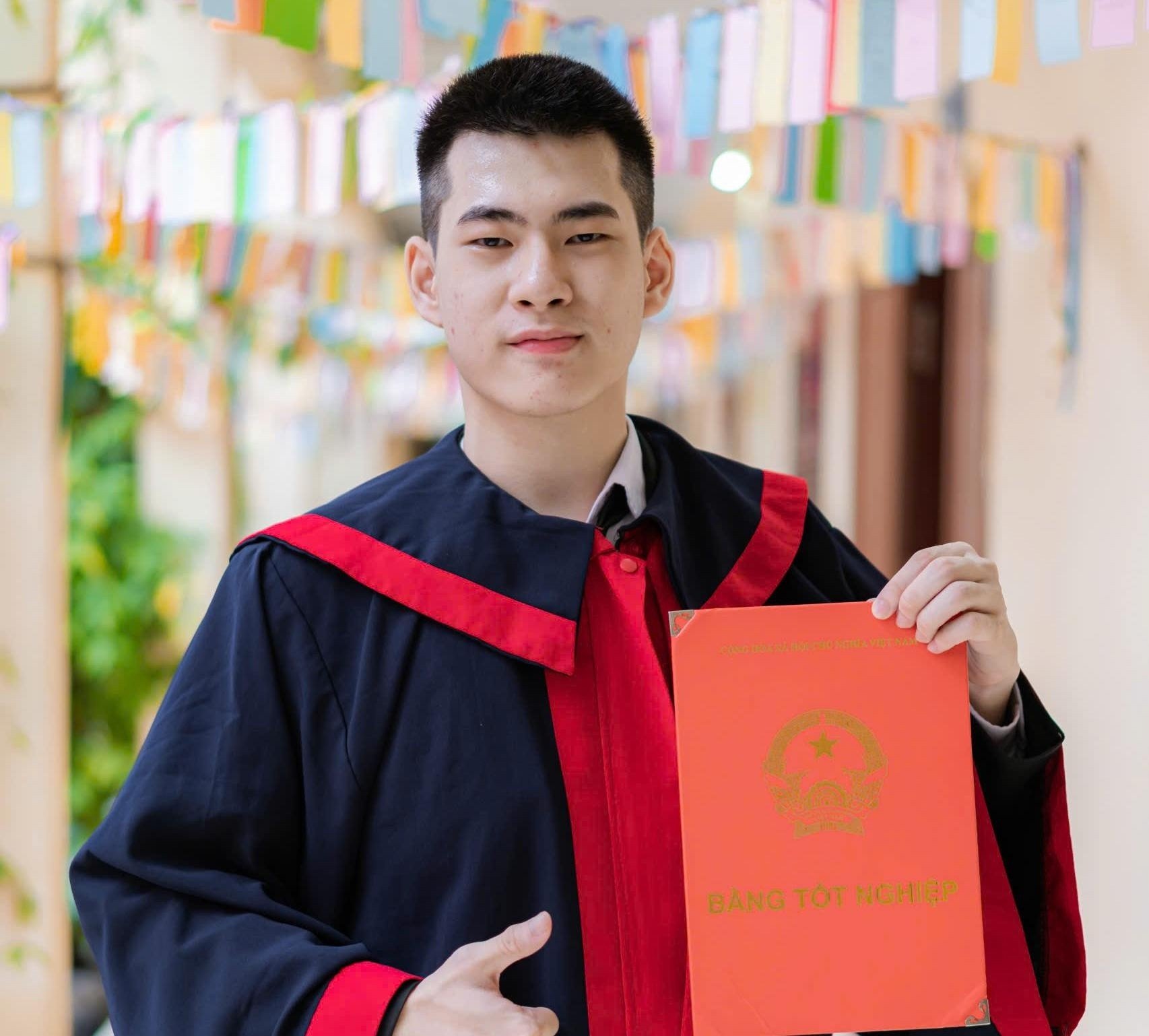 20-1779266992-5-thu-khoa-tot-nghiep-som-voi-diem-tuyet-doi-tai-dai-hoc-kinh-te-quoc-dan