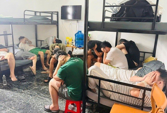 Công an TPHCM phát hiện 85 người nước ngòai nghi lừa đảo công nghệ cao - Ảnh 2.