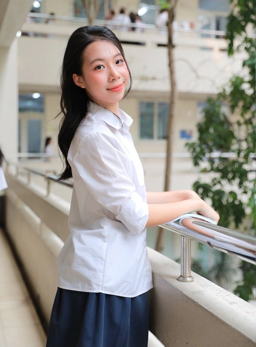 21-1779349893-ban-linh-nu-sinh-ha-noi-chinh-phuc-suat-hoc-bong-toan-cau-duy-nhat