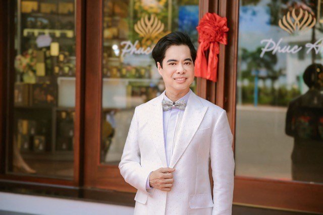 22-1779432268-dong-thai-trai-nguoc-cua-quan-ap-va-ngoc-son-khi-bong-dung-lot-top-tim-kiem-vi-tin-don