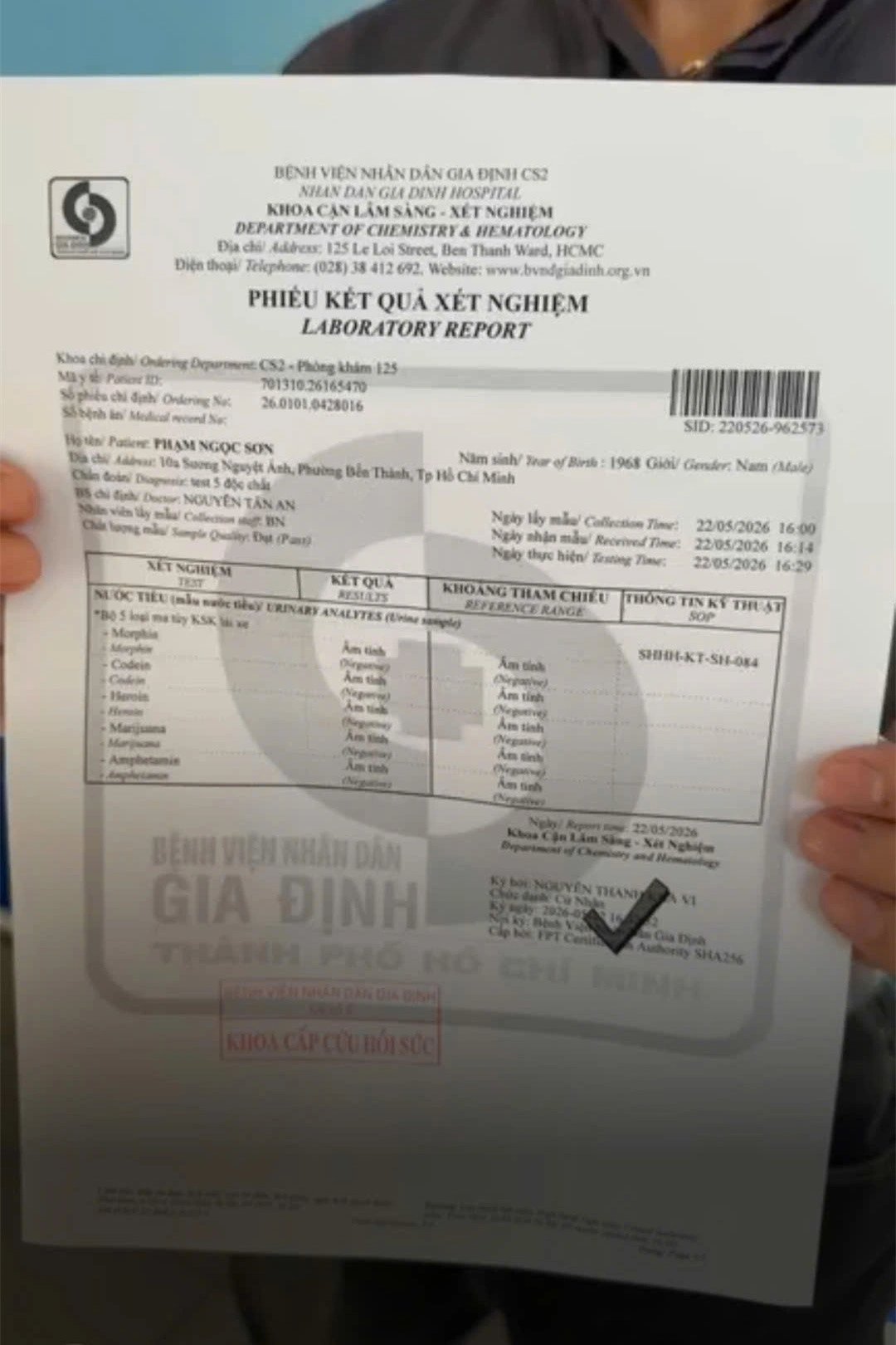 22-1779446865-giua-on-ao-du-luan-ngoc-son-livestream-tuyen-bo-tang-het-tai-san-neu-xet-nghiem-phat-hien-chat-cam