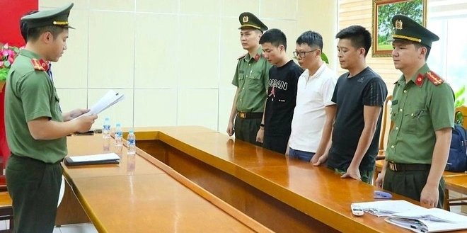 22-1779452595-triet-pha-duong-day-xuyen-tinh-che-tao-va-mua-ban-vu-khi-quan-dung-quy-mo-lon
