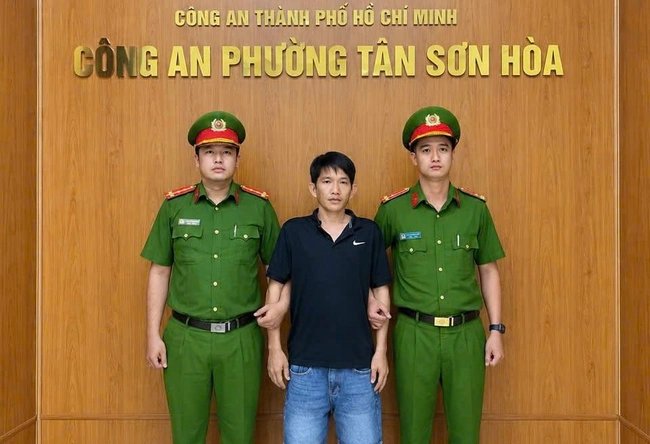 23-1779541609-bat-giu-doi-tuong-lay-tien-trong-4-hom-cong-duc-o-chua