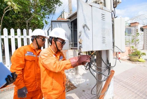 Bộ Công Thương đề xuất thay đổi khung giờ 'cao điểm', 'thấp điểm' tính giá điện - Tuổi Trẻ Online