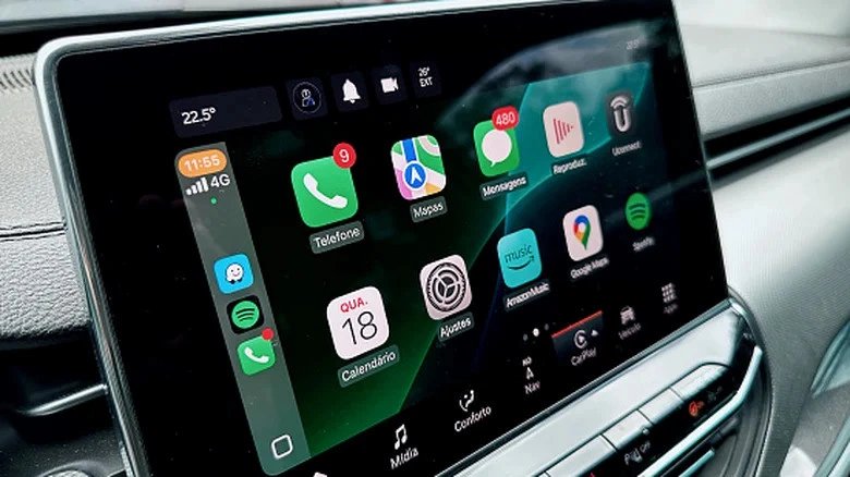 25-1779676814-loat-nang-cap-cuc-chat-tren-apple-carplay-tai-xe-khong-nen-bo-lo