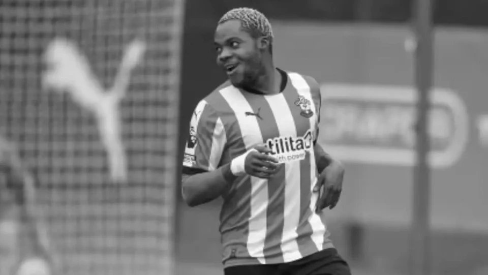 27-1779850278-cuu-cau-thu-southampton-dot-ngot-qua-doi-o-tuoi-21