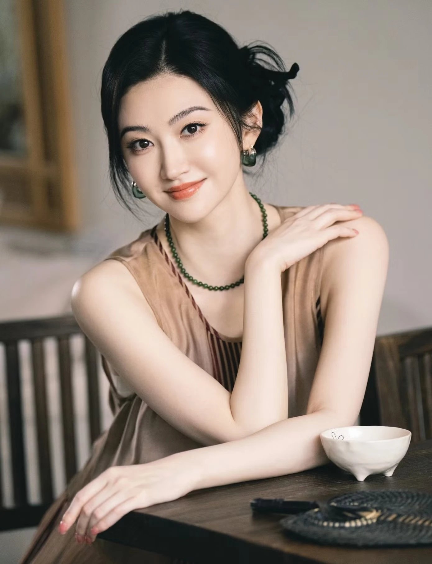 28-1779977377-tu-de-nhat-my-nu-bac-kinh-den-bo-vuc-cam-song-canh-diem-tu-chon-vui-su-nghiep