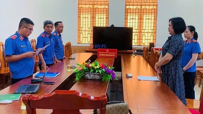 29-1780020721-khong-dinh-chi-thi-hanh-an-gay-thiet-hai-hon-8-ty-dong-nguyen-chi-cuc-truong-bi-bat-tam-giam