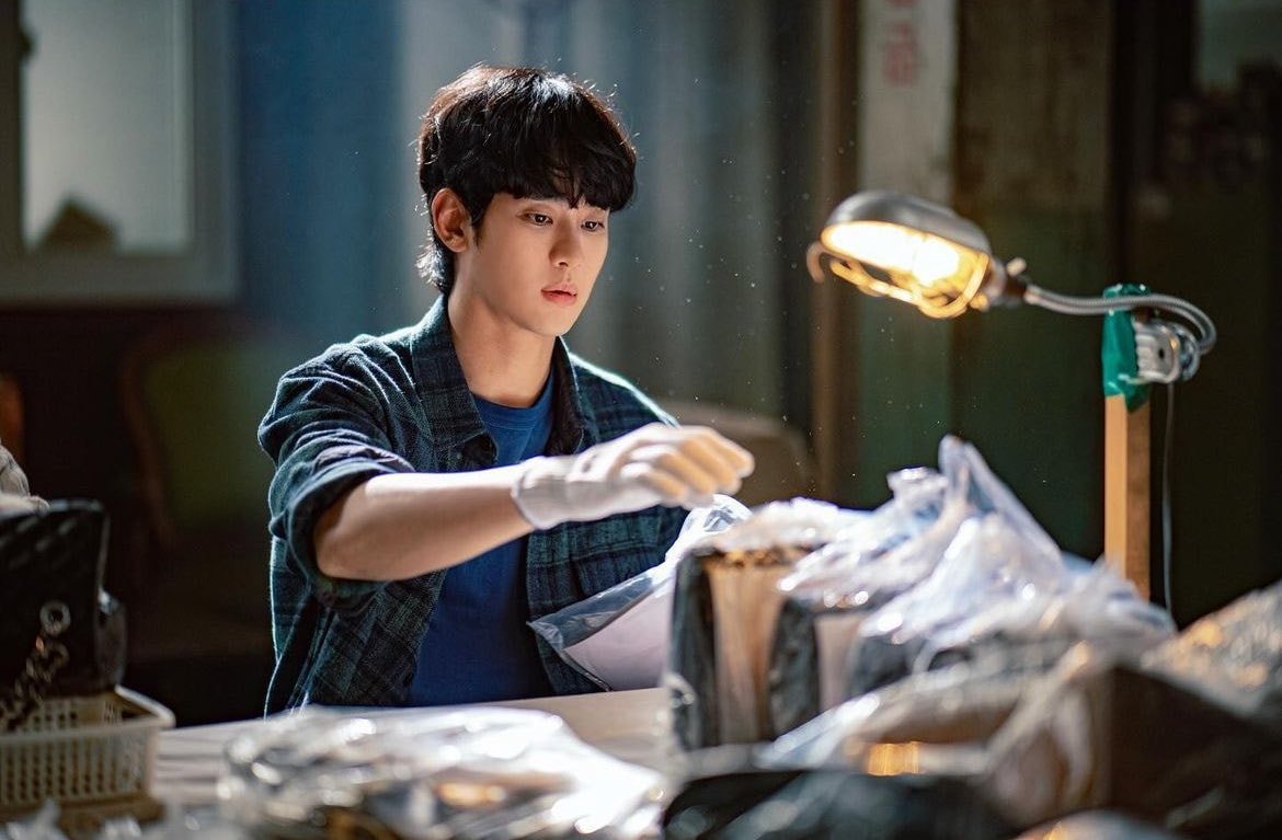 29-1780042383-so-phan-cua-bom-tan-60-ty-won-sau-khi-kim-soo-hyun-duoc-minh-oan