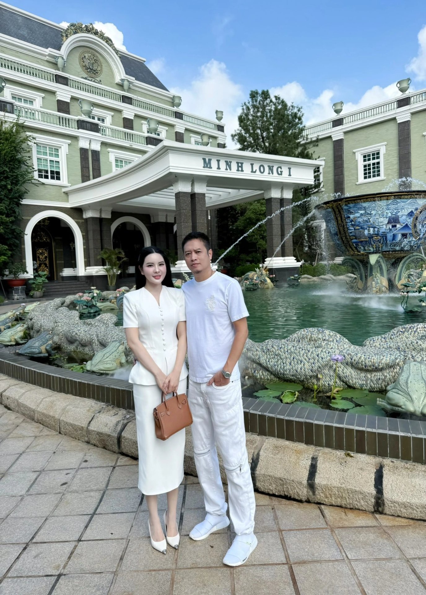 29-1780051352-phia-sau-cuoc-hon-nhan-hai-thap-ky-gay-bao-mang-cua-cap-doi-vo-tre-khong-tuong-chong-yeu-vo-hon-chinh-minh