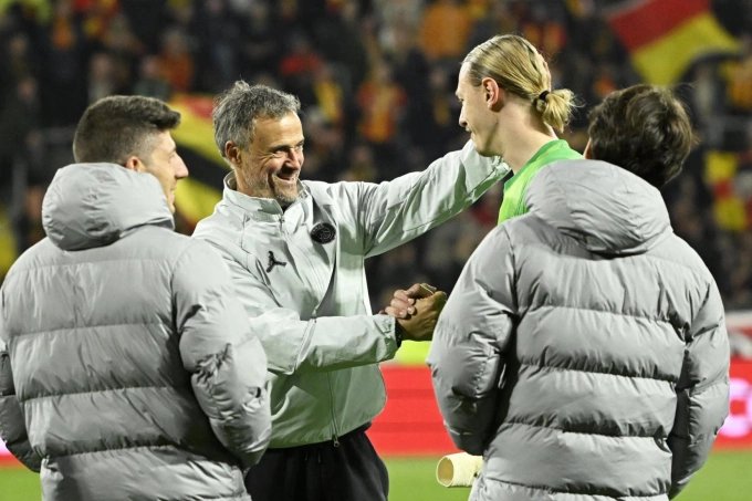 30-1780129496-hanh-trinh-xung-vuong-cua-psg-duoi-bo-oc-di-biet-day-ma-mi-mang-ten-luis-enrique