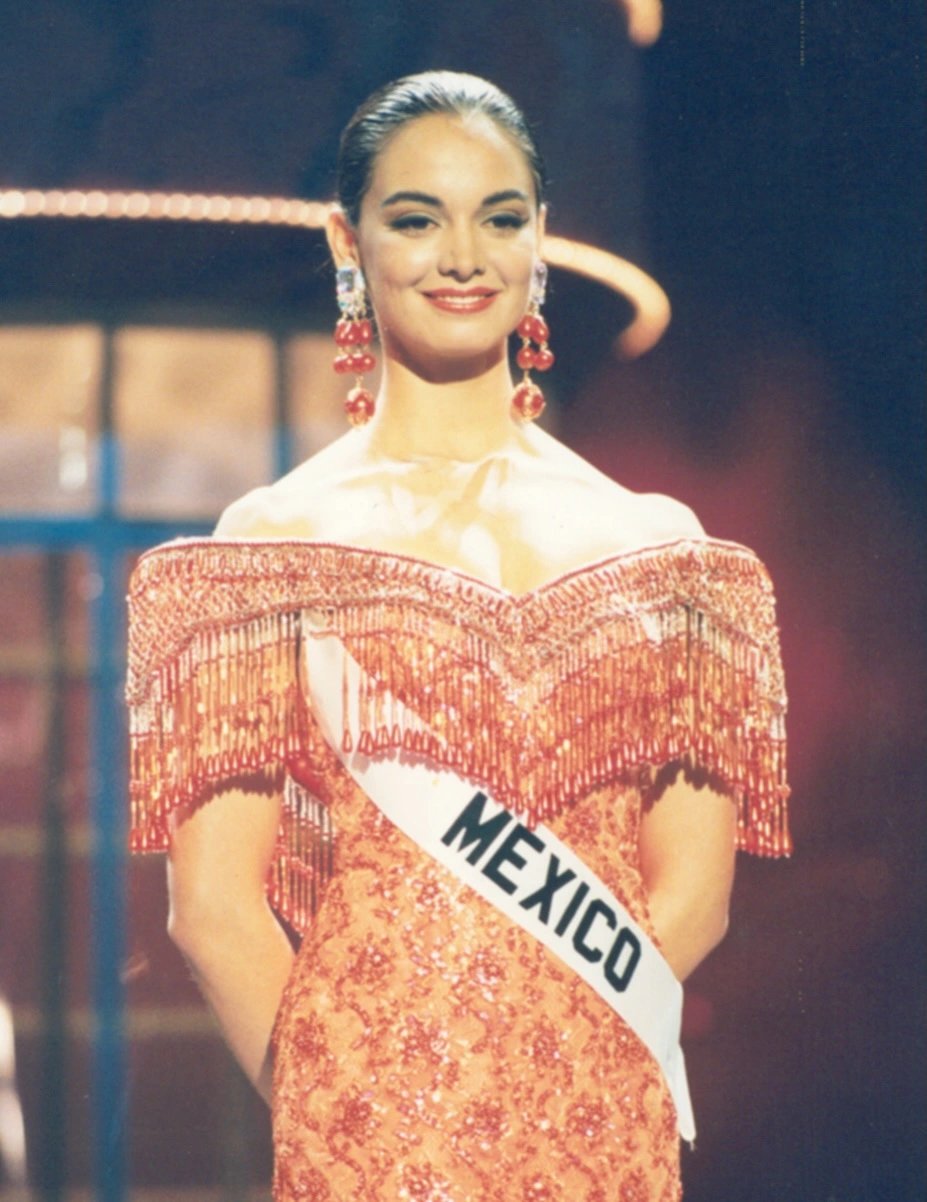 01-1780274261-cong-dong-mang-day-song-truoc-dong-thai-gay-tranh-cai-cua-miss-universe-1991