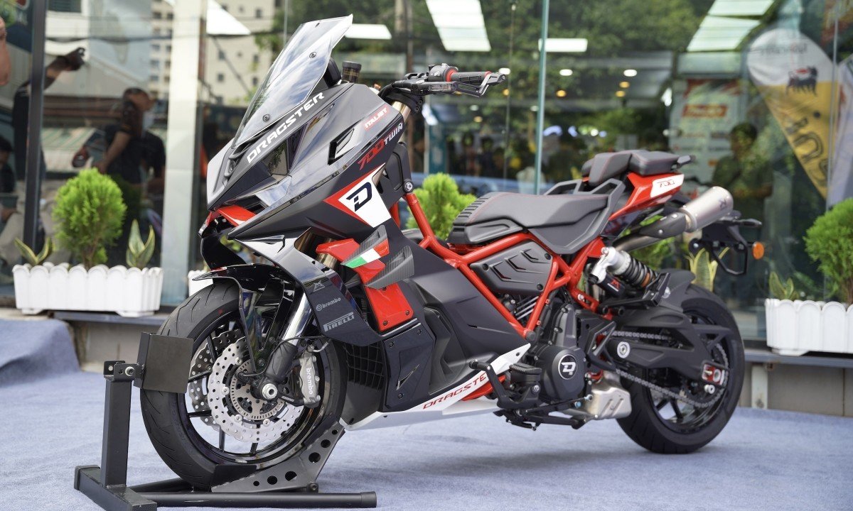 Italjet Dragster 700 - môtô lai scooter giá gần 430 triệu đồng - Báo VnExpress