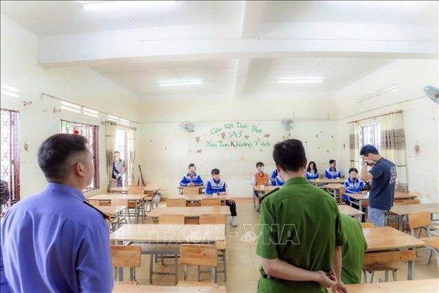 vnapotallamdongkhoitovuanbaoluchocduongkhien1namsinhlop8tutustand-1779679030680377243385