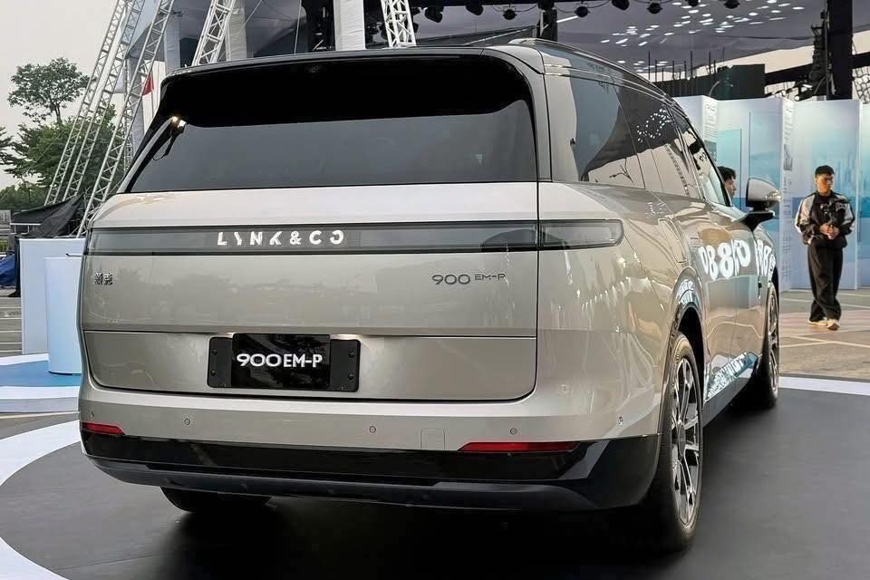 Lynk & Co 900 có giá dự kiến khoảng 3 tỷ đồng sắp về Việt Nam: Cơ hội nào cho SUV Trung Quốc cỡ lớn?