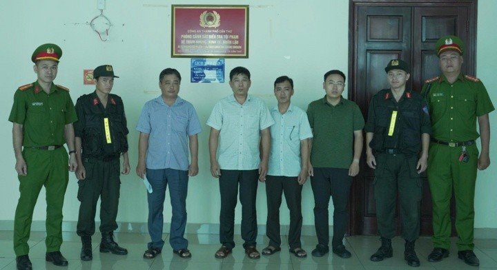 07-1780818786-pho-truong-ban-tuyen-giao-va-dan-van-thanh-uy-can-tho-bi-bat